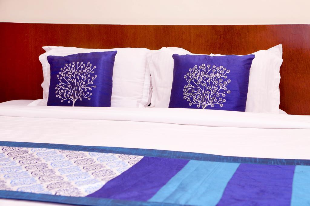 Hotel Kusum Bhilai Екстериор снимка