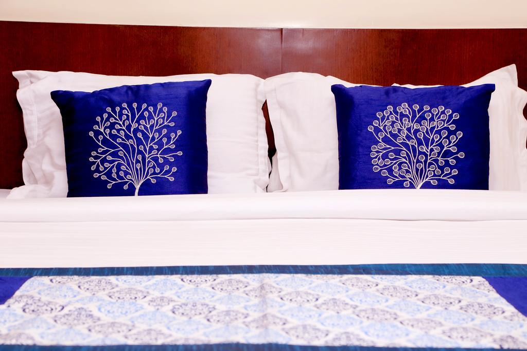 Hotel Kusum Bhilai Екстериор снимка